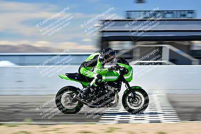 media/Mar-25-2024-Moto Forza (Mon) [[8d4319bd68]]/4-Novice Group/Session 4 Front Straight Speed Pans/